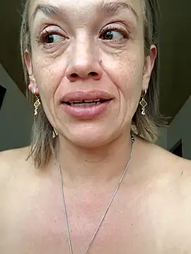 MAGDALAKOVANOVA's cam snapshot