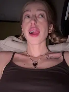 kira_mia's cam snapshot