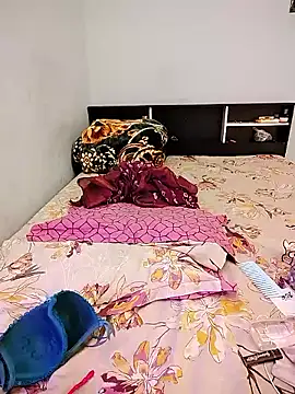 LoveLy-Soneya's cam snapshot