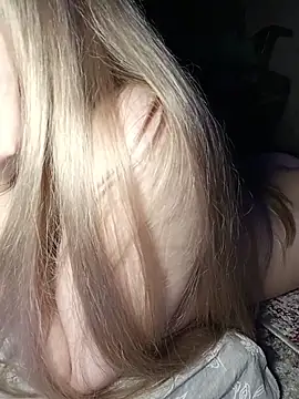 BunnyFoxy777's cam snapshot