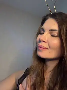 AliviaXvibe's cam snapshot