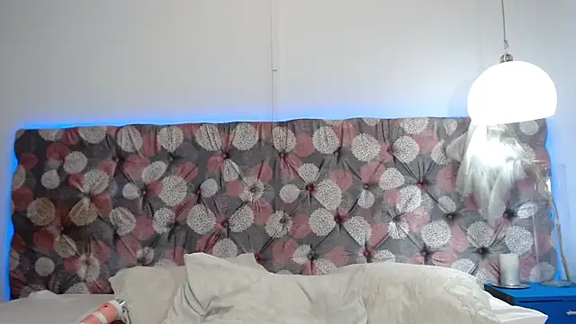 EvelynHartmann's cam snapshot