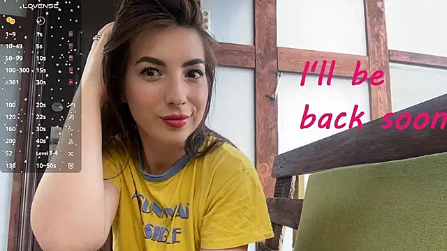 Fiery_Brunette_'s cam snapshot