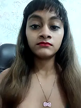 Slutty_queen18's cam snapshot