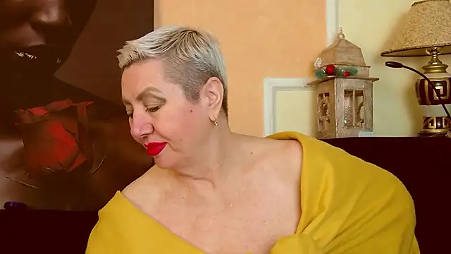 LadyPosh's cam snapshot