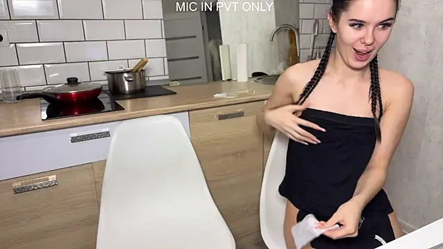 girls_secrets's cam snapshot