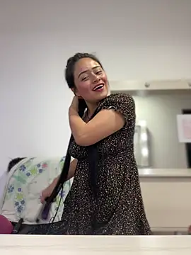 Gabriela-Grace's cam snapshot