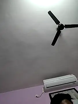 Shikaari131296 live sex cam