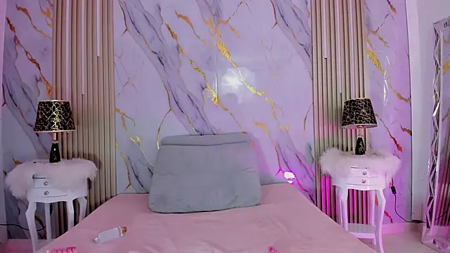 sharon_greey's cam snapshot