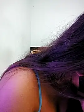 LoveLy-Soneya's cam snapshot