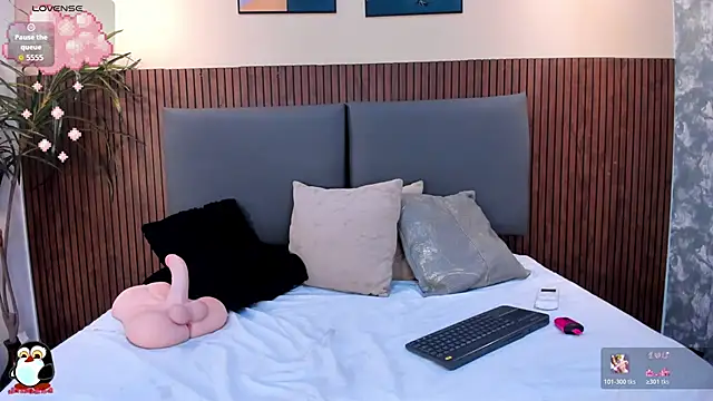 Mia_Harvey's cam snapshot