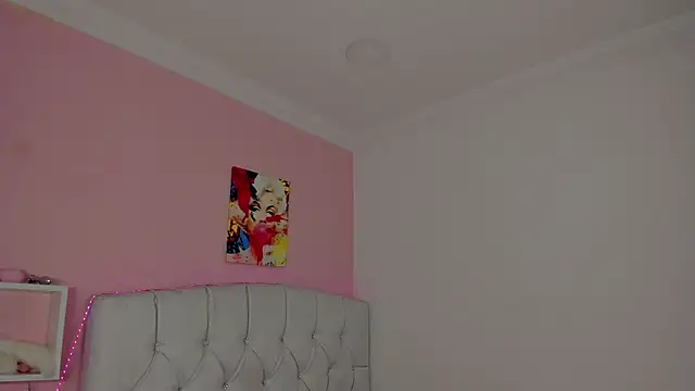 18candys's cam snapshot