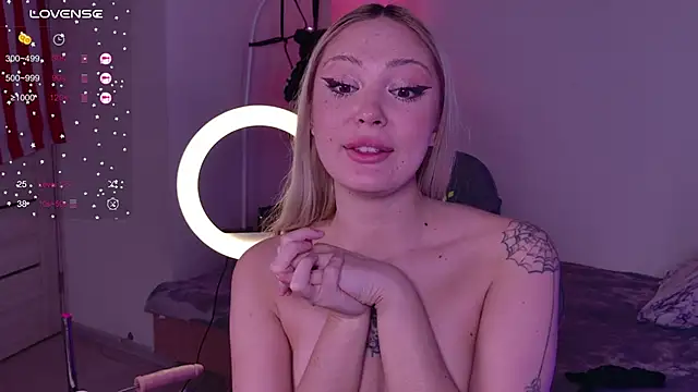 LeksaCandy's cam snapshot