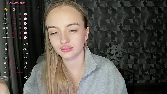 A_delina's cam snapshot