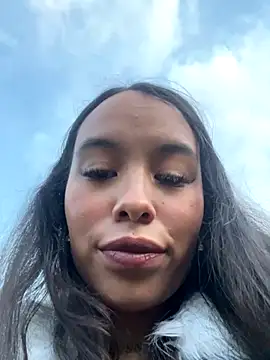 MarieLeon's cam snapshot