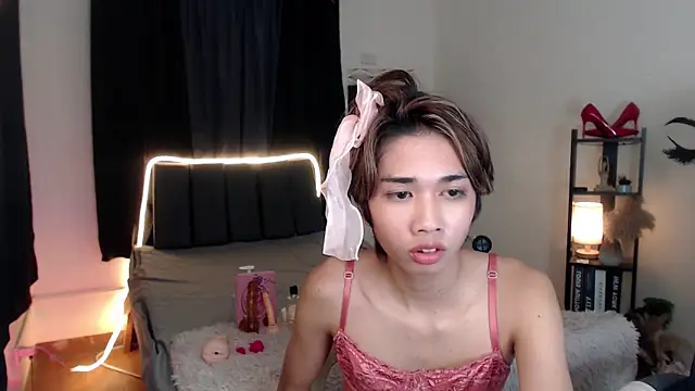 Ivoryhotcummer live sex cam