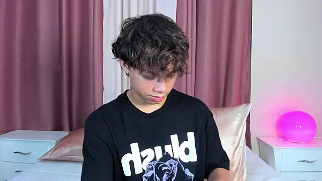 Honeymoon_sariel live sex cam