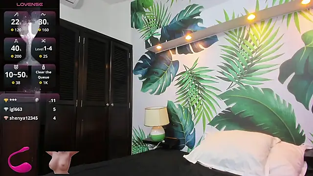 priya_raj_'s cam snapshot