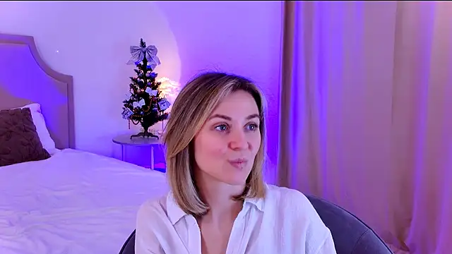 EmeraldGlow's cam snapshot