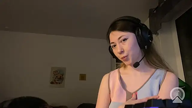 chibi_moon_'s cam snapshot