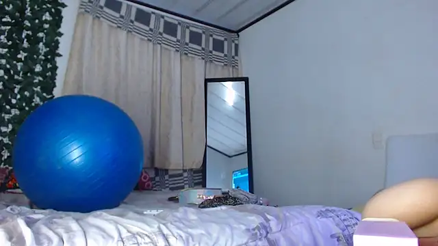 zhannaya_jhaen_ live sex cam