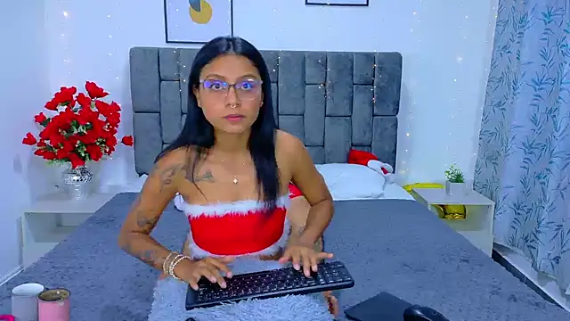 Soffia_Konig_ live sex cam