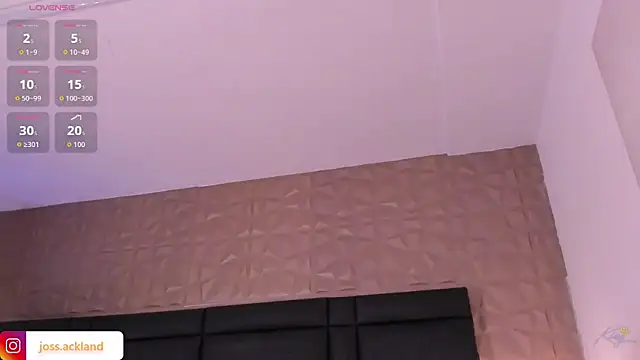 JossAckland live sex cam