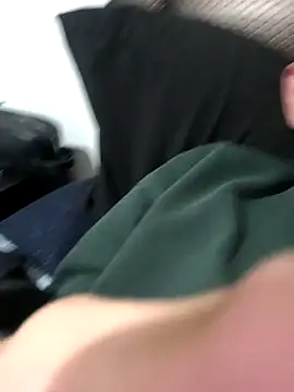 rzgaronlinq's cam snapshot