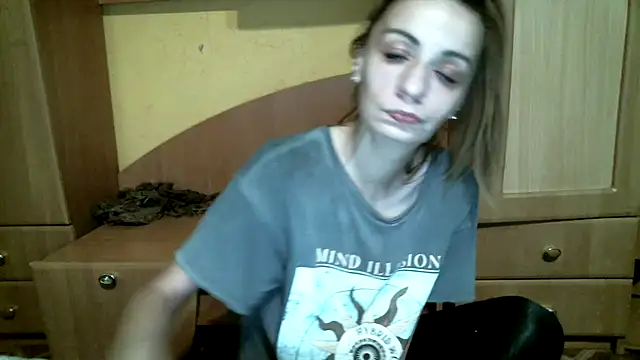 DennisXCaroll's cam snapshot