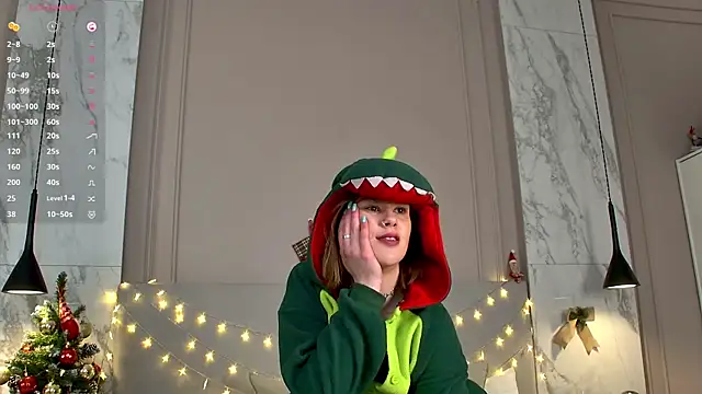 LoraPuffs's cam snapshot