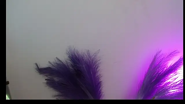 Queen_Rousee's cam snapshot