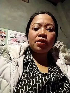 AlilaK2's cam snapshot