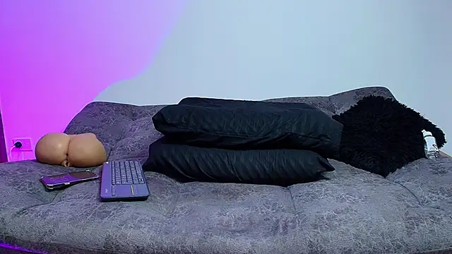 BrayaanFit's cam snapshot