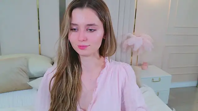 MarybethSnow's cam snapshot