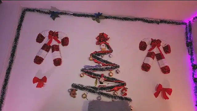 Lolarosesxs's cam snapshot