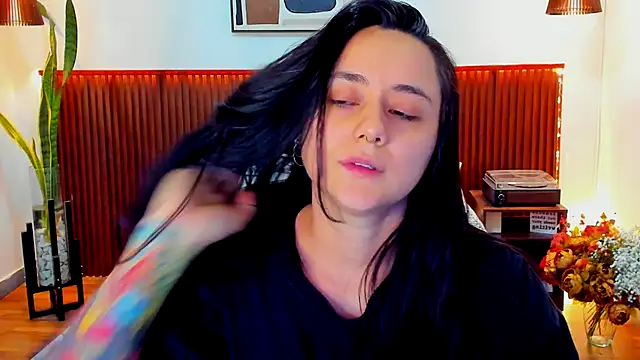 KatherineBond's cam snapshot