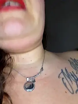 justtess's cam snapshot