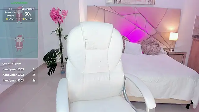 Lynara_norien's cam snapshot