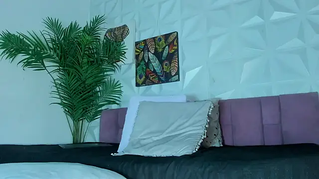 Hellen_Sky's cam snapshot