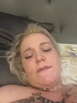 BellaBunny0's cam snapshot