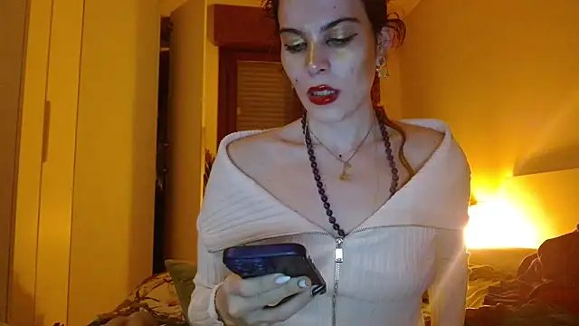 Regina_5's cam snapshot