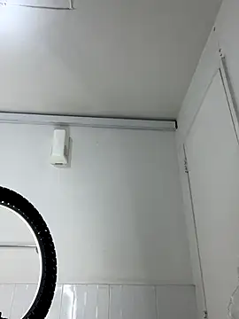 MiilaBlake's cam snapshot