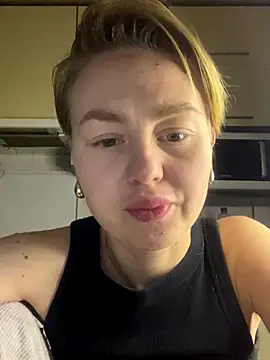 MartaLuna_'s cam snapshot