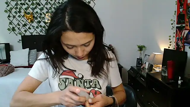 Dama_Scarlata18's cam snapshot