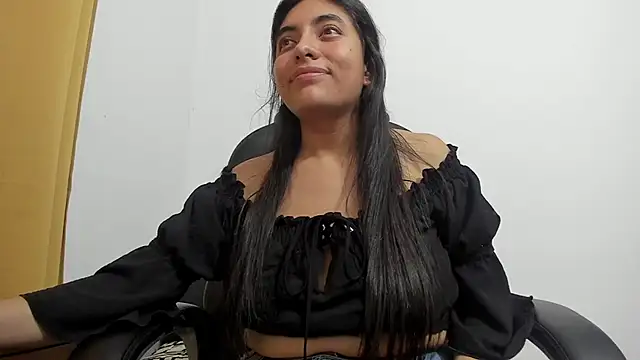 Sara-shely's cam snapshot