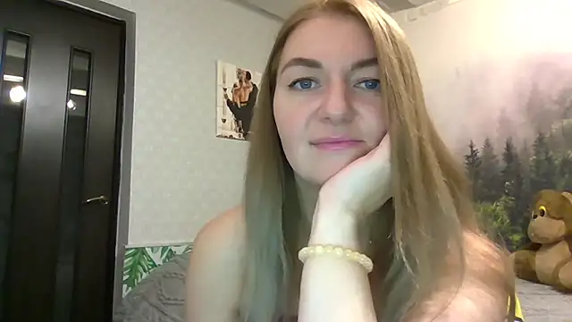 CandyOLimeX's cam snapshot