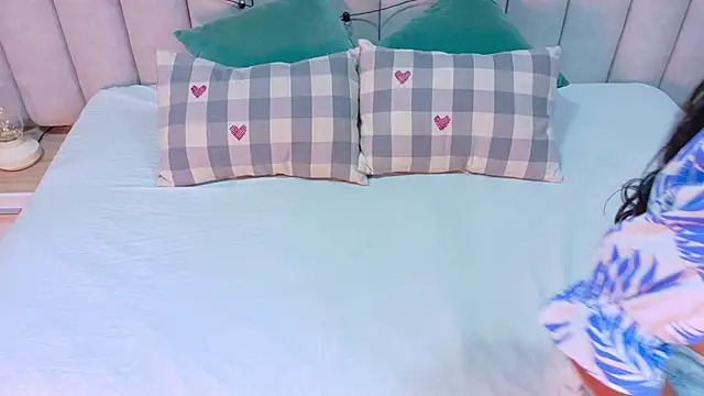 NicoletCherry__'s cam snapshot