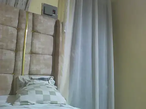 Sweet-beanca's cam snapshot