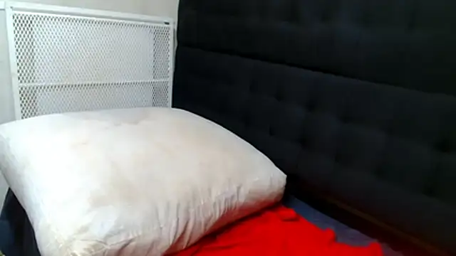 EbonyBlazexxx's cam snapshot