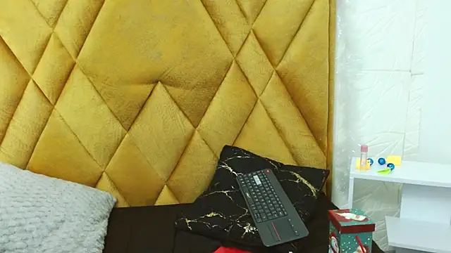 CandySwan's cam snapshot